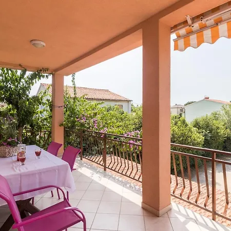 Ivica 1706 Apartment